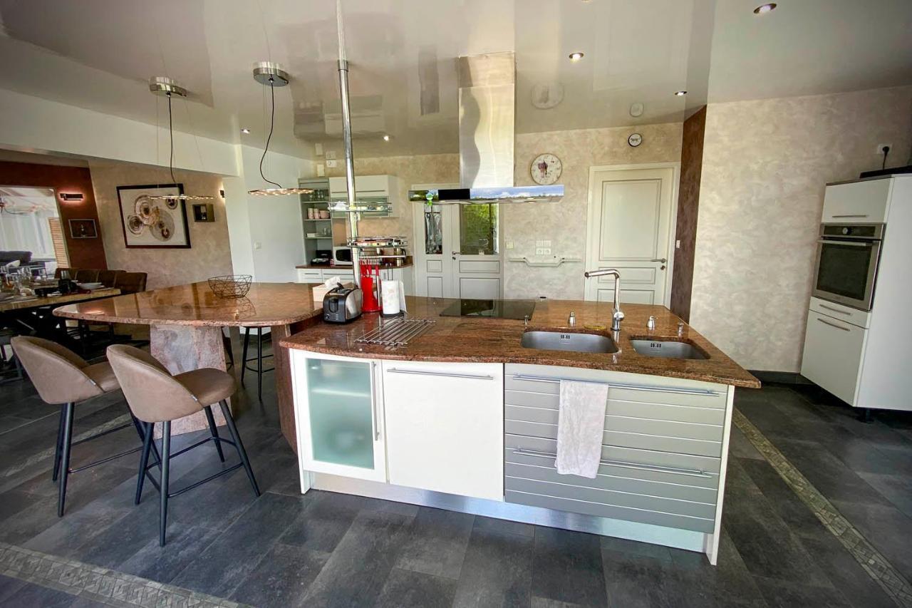 Villa 200M2 Avec Piscine Chauffee & Spa & Sauna & Kota-Grill Laval-sur-Vologne ภายนอก รูปภาพ